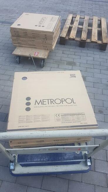 WNOSZENIE MEBLI GABARYTÓW POGOTOWIE TRAGARSKIE JESZCZE DZIŚ