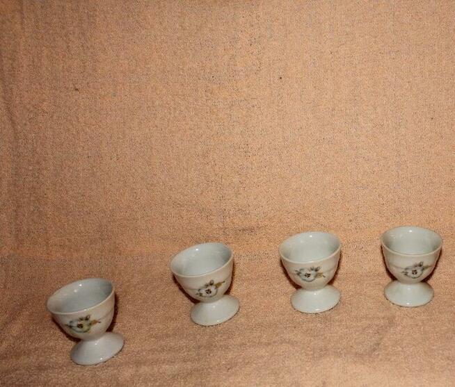 Podstawki pod jajka porcelanowe 4 szt Stan BDB