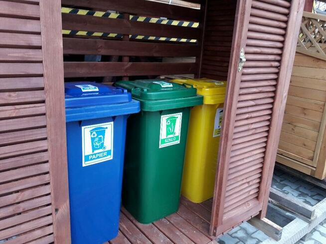 Zabudowa koszy, zadaszenie na kosze, segregacja odpadów