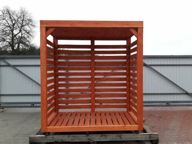 Drewutnia 2x1,1m z dachem prostym w obrysie ścian