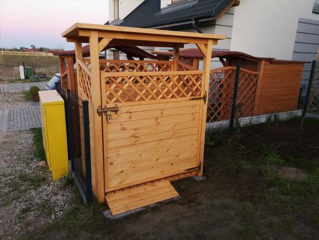 Zabudowa koszy, zadaszenie do segregacji, wiata śmietnikowa