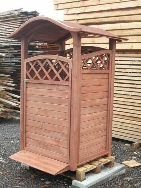 Zabudowa koszy, zadaszenie na kosze, wiata śmietnikowa