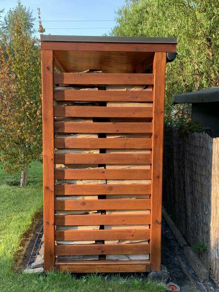 Drewutnia poszerzana 3,14 x 1,1m z dach w obrysie ścian