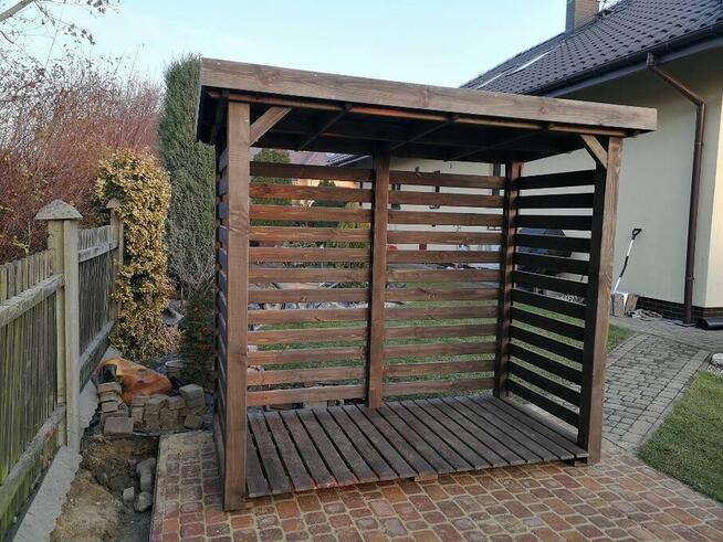 Drewutnia 2,3 x 1,1m z dachem prostym trejażowym