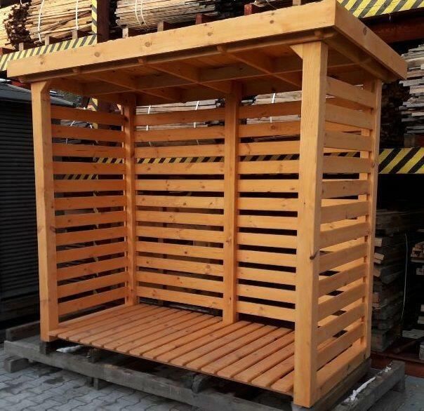 Drewutnia 2,3 x 1,1m z dachem prostym trejażowym