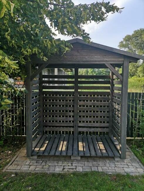 Drewutnia 2 x 1,1m dach prosty dwuspadowy na boki