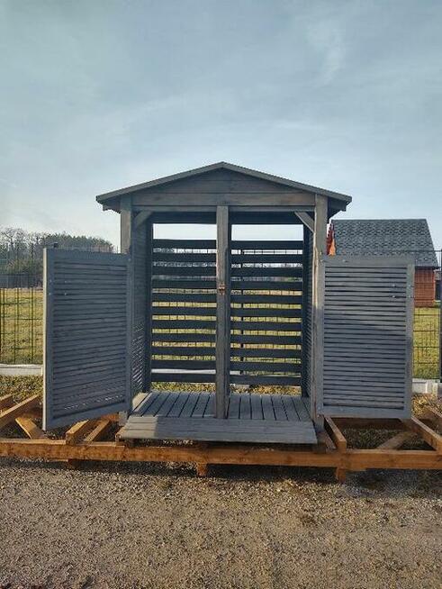 Zabudowa koszy, zadaszenie do segregacji, wiata śmietnikowa