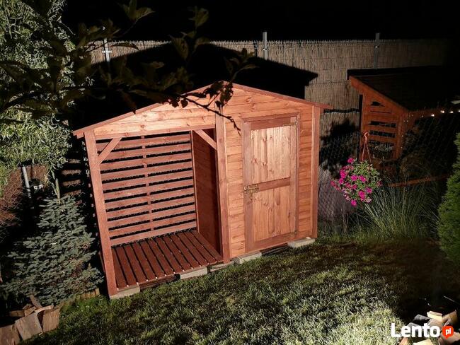 Drewutnia 1,6 x 1,1m + domek 1,54 x 1,1m z dachem na boki