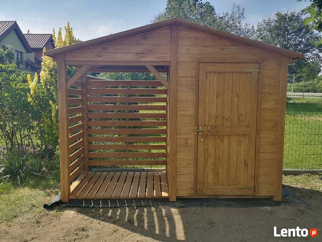 Drewutnia 1,6 x 1,1m + domek 1,54 x 1,1m z dachem na boki