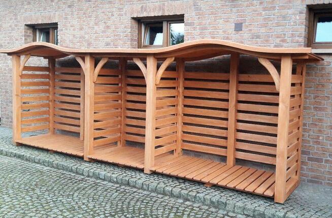 Drewutnia potrójna z dachem falowym 5,8 x 1,1m