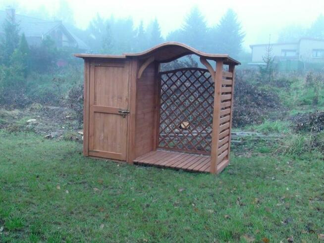 Drewutnia 1,65 x 1,1m z dachem falowym + narzędziówka 1 x 1,1m