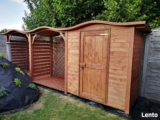 Drewutnia 1,9x1,1m+domek 2x1,1m+drewutnia 1,9x1,1m