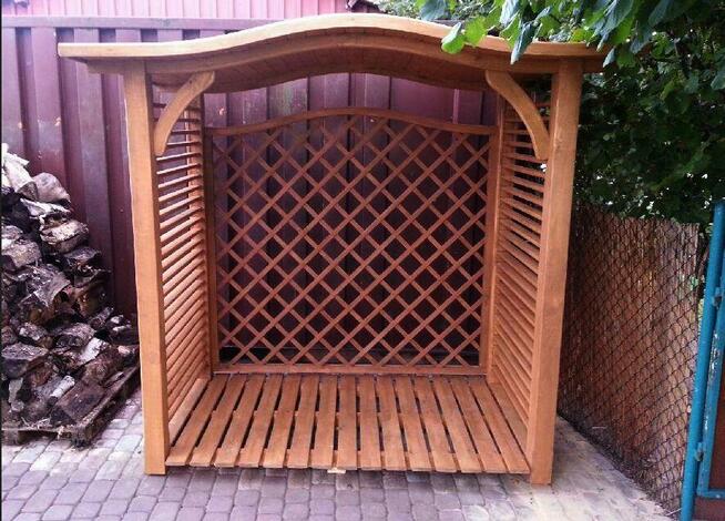 Drewutnia dach fala 2 x 1,1m, tył deskowany