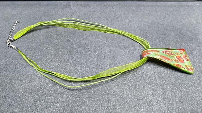 NOWY Naszyjnik Lamp Work zielono czerwony wisior maki róże