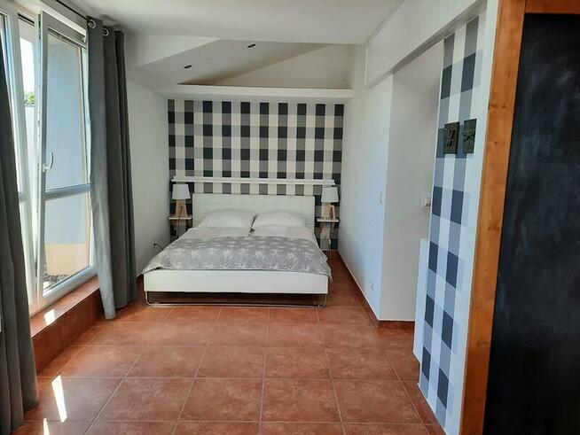 DOMKI JAMAJKA i APARTRAMENT MAKS W MIĘDZYWODZIU