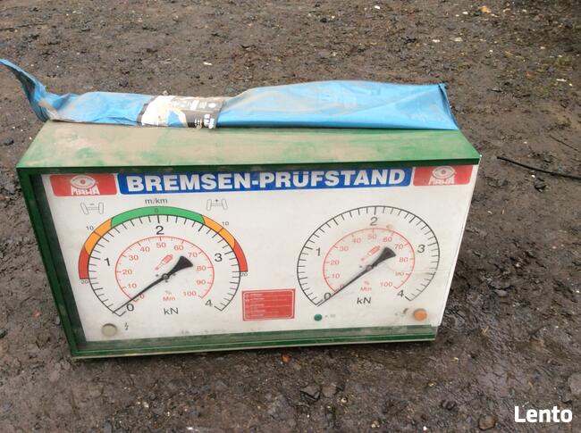 Urządzenie do pomiaru siły hamowania pojazdów.