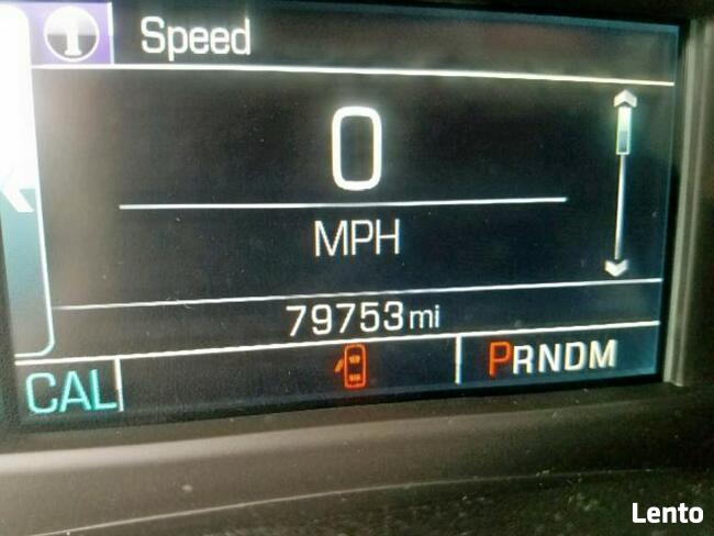 Chevrolet Suburban 2015, 5.3L, 4x4, porysowany lakier