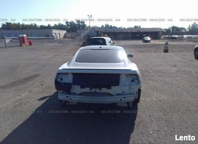 Ford Mustang 2020, 2.3L, uszkodzony tył