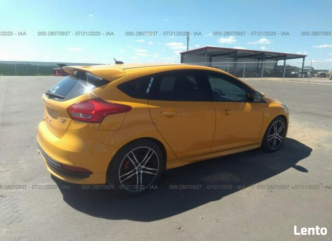 Ford Focus 2016, 2.0L, po gradobiciu