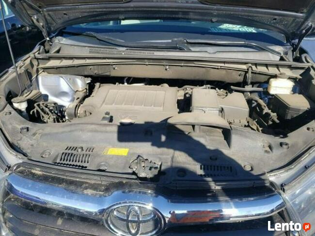 Toyota Highlander 2016, 3.5L, 4x4, porysowany lakier