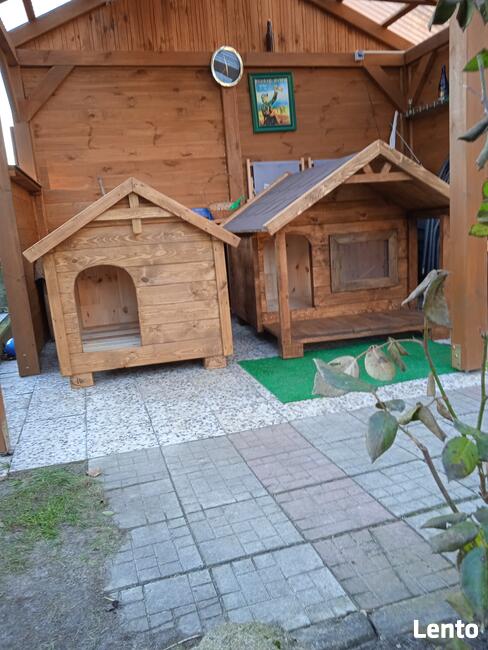 Duża buda dla psa ocieplona