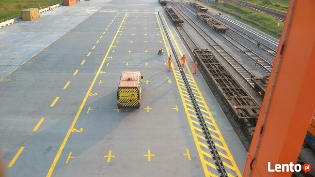 Malowanie linii, oznakowanie poziome w halach, magazynach