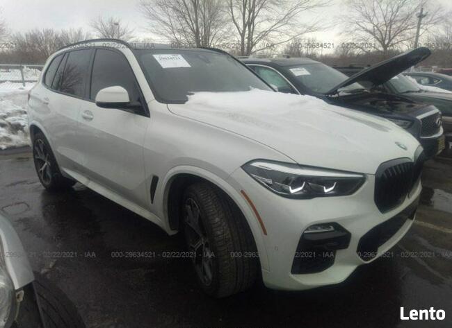 BMW X5 2020, 3.0L, 4x4, uszkodzone podwozie