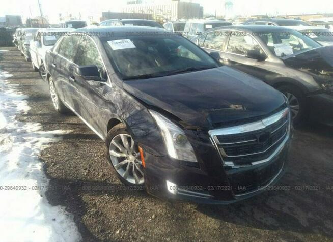 Cadillac XTS 2016, 3.6L, 4x4, uszkodzony przód