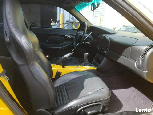 Porsche 911 2000, 3.4L, uszkodzony przód