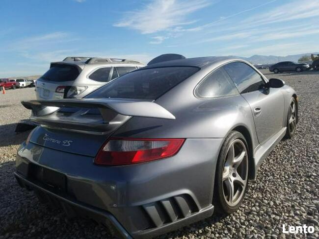 Porsche 911 2006, 3.8L, lekko uszkodzony przód