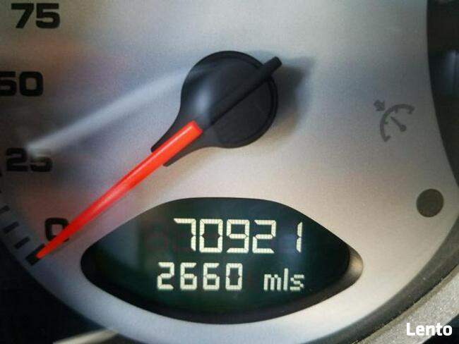 Porsche 911 2006, 3.8L, lekko uszkodzony przód