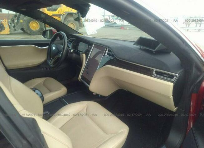 Tesla Model S 2016, 70 kWh, RWD, uszkodzony tył