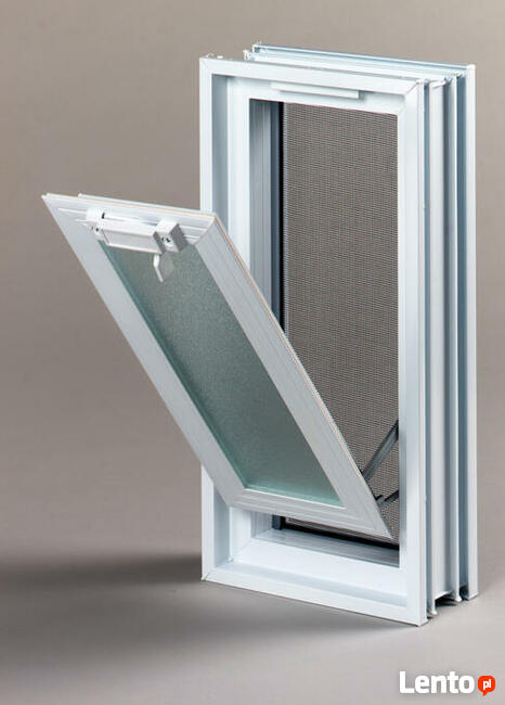 Okno wentylacyjne Went 1/2 do pustaków szklanych luksferów