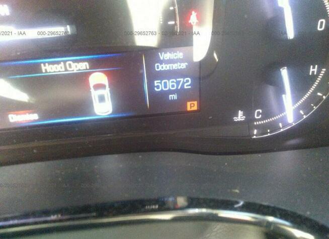 Cadillac XT5 2017, 3.6L, lekko uszkodzony przód