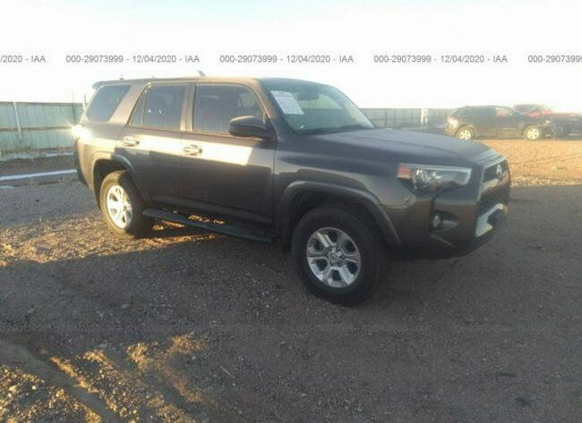 Toyota 4-Runner 2016, 4.0L, 4x4, po gradobiciu