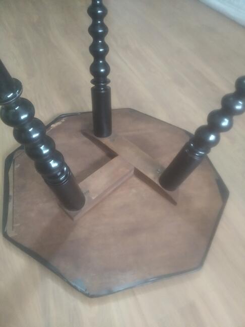 Sprzedam stół ośmiokątny antyk eklektyk i meble starodawne