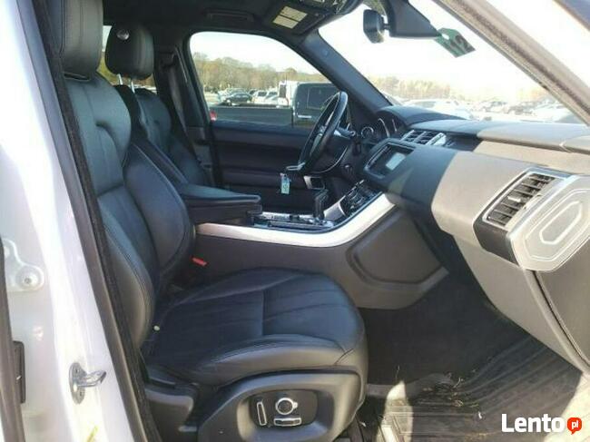 Land Rover Range Rover Sport 2016, 3.0L, HSE, 4x4, uszkodzony tył