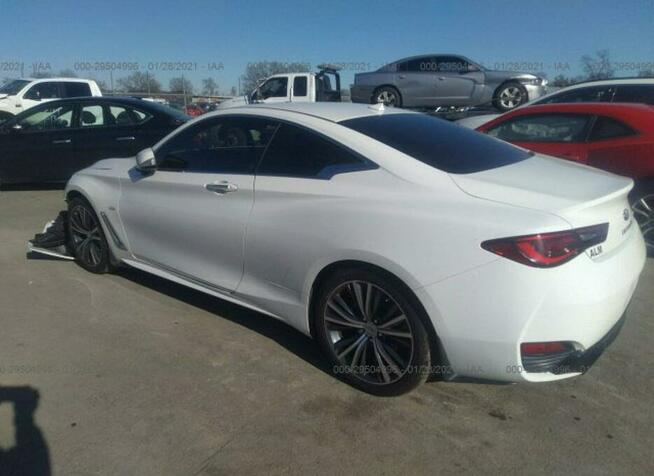 Infiniti Q60 2017, 2.0L, uszkodzony przód