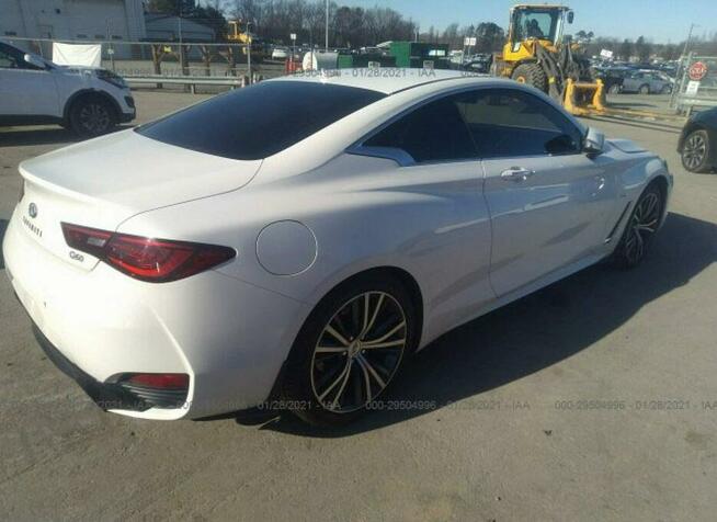 Infiniti Q60 2017, 2.0L, uszkodzony przód