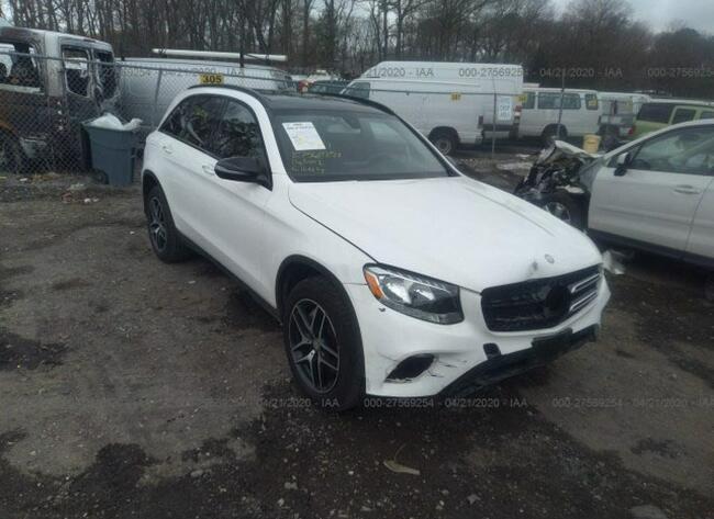 Mercedes GLC 300 2016, 2.0L, 4x4, uszkodzony przód