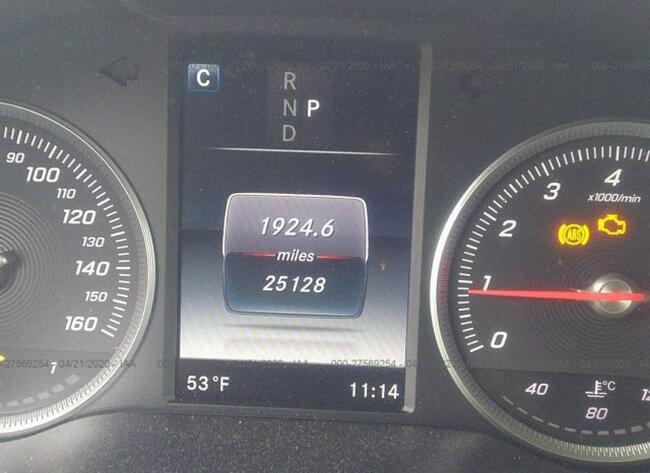 Mercedes GLC 300 2016, 2.0L, 4x4, uszkodzony przód