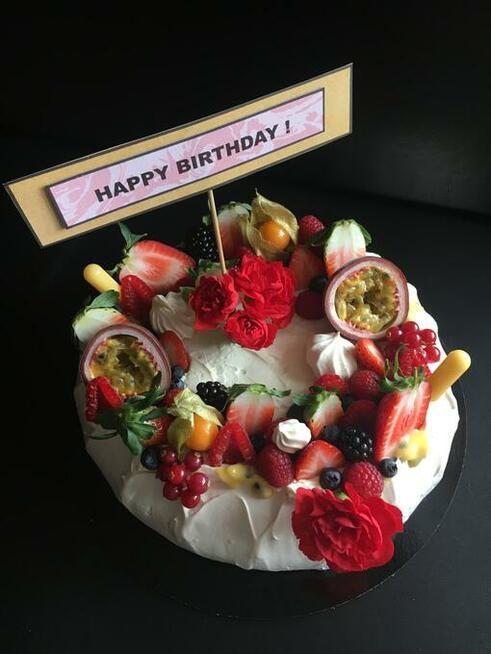 Tort bezowy, beza pavlova