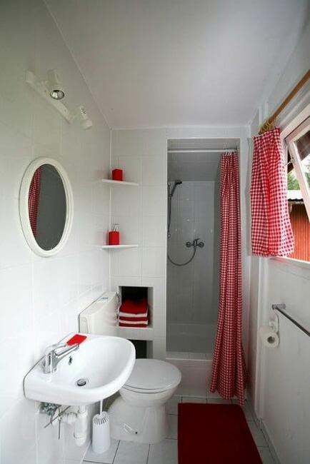 MAZURY. Domek letniskowy nad jez. Święcajty. Ogonki. Makowy