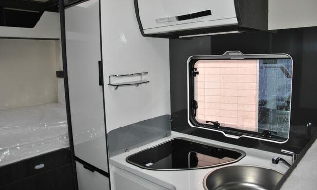 Kamper Ford Roller Team 294TL bezalkowy prod.2021