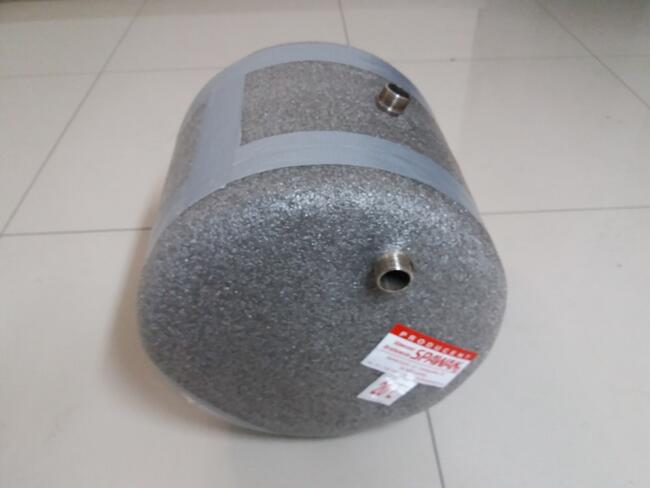 Zbiornik wyrównawczy nierdzewny 30 l. ocieplony