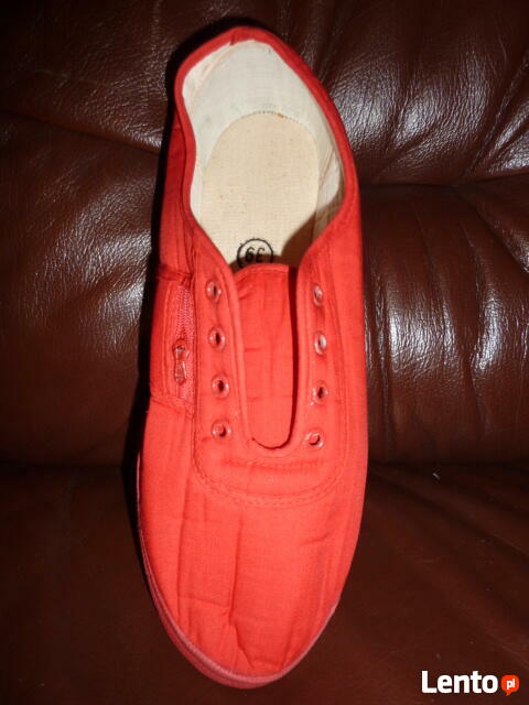 Sprzedam hurtowo tenisówki