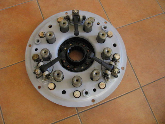 T-25,MTZ, JUMZ,LTZ, T-150K,BELARUS, DT-75,T-130,części