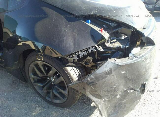 Nissan 370 Z 2020, 3.7L, uszkodzony tył