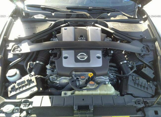 Nissan 370 Z 2020, 3.7L, uszkodzony tył