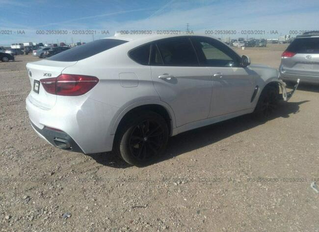 BMW X6 2017, 3.0L, 4x4, uszkodzony przód